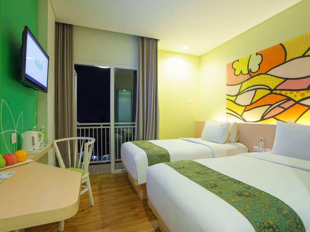 The Bountie Hotel And Convention Centre Sukabumi Exterior photo